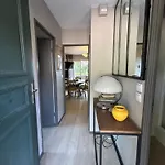 Deco 2 Apartment